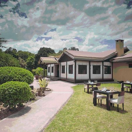 Ngerende Island Lodge (Adults Only) Maasai Mara Bagian luar foto